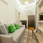 Downtown Flat In Budapest, Mona *