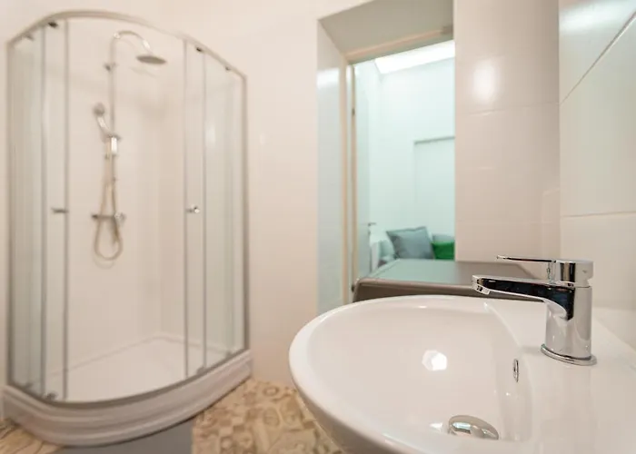 Downtown Flat In Budapest, Mona