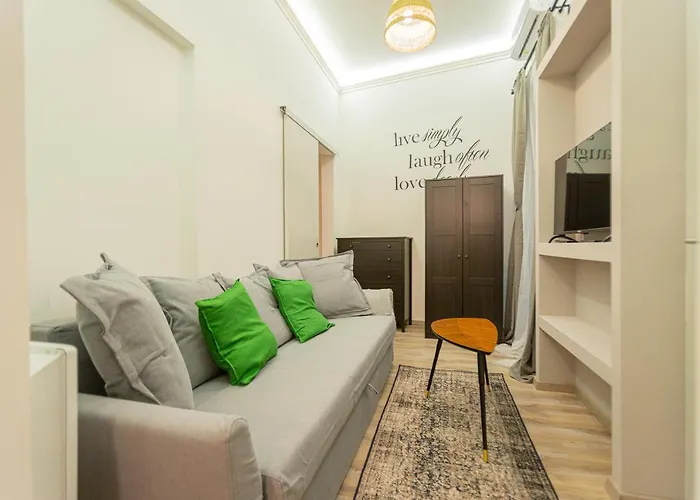 Downtown Flat In Budapest, Mona *