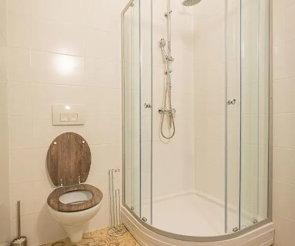 Downtown Flat In Budapest, Mona * בודפשט